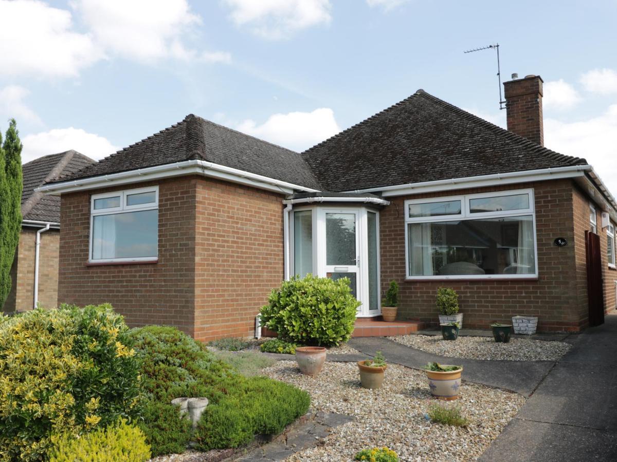 Alberts Lodge Boultham Exterior photo